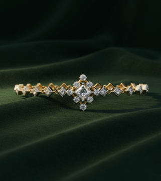 Diamond Fleur Arc Bracelet