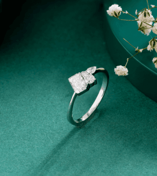Diamond Crest Ring
